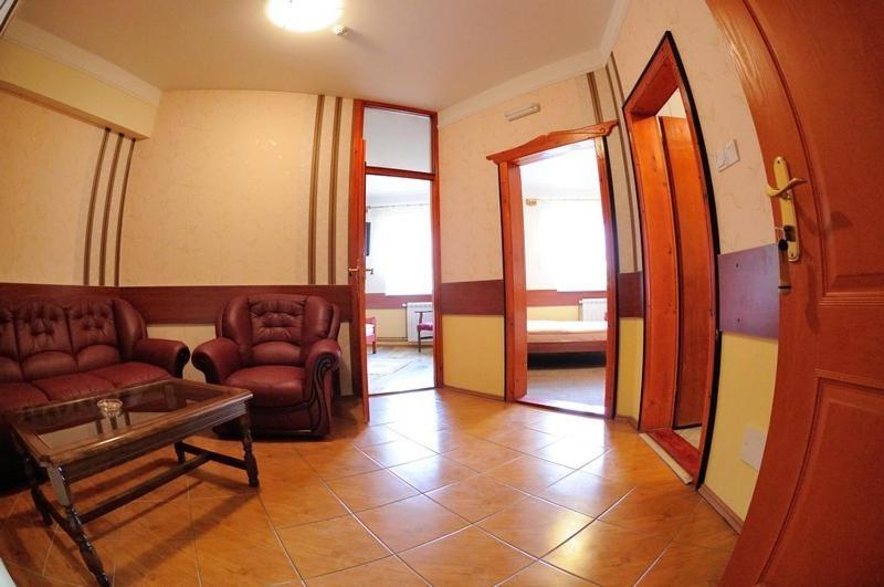 Hotel Dunav Sremski Karlovci Exterior photo